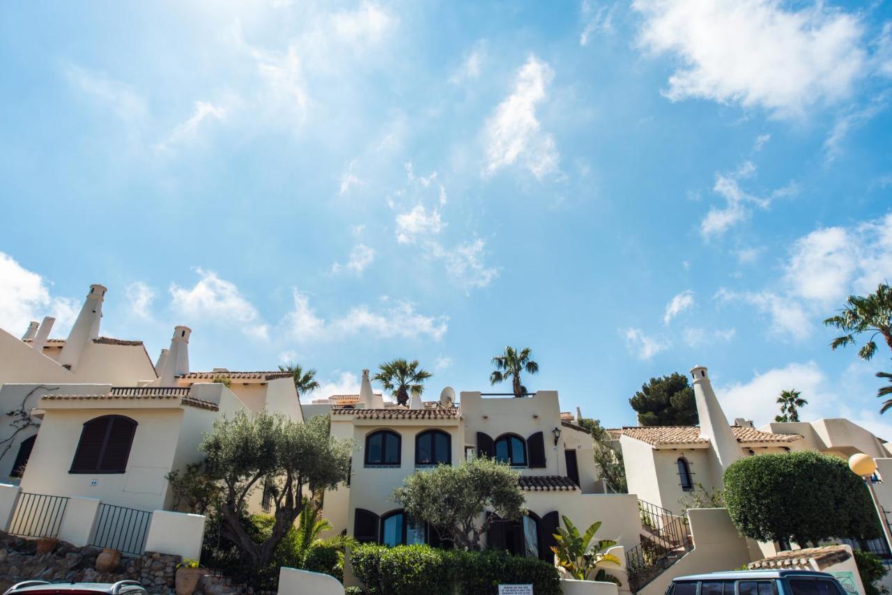 Luxurioese Und Grossraeumige Villa Mit Community Pool, Sicht Auf Das Mittelmeer Sowie Dem Mar Menor, La Manga Club Атамария Экстерьер фото