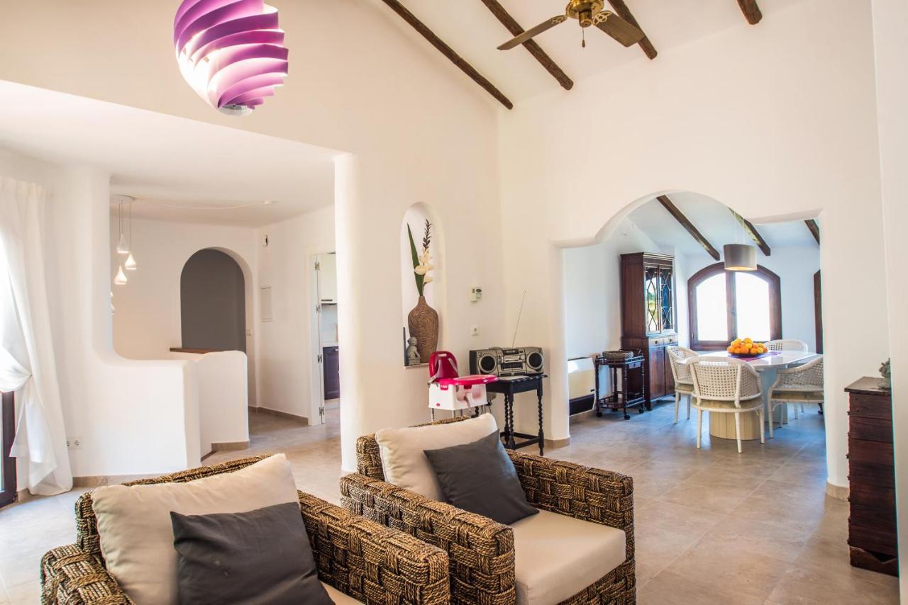 Luxurioese Und Grossraeumige Villa Mit Community Pool, Sicht Auf Das Mittelmeer Sowie Dem Mar Menor, La Manga Club Атамария Экстерьер фото