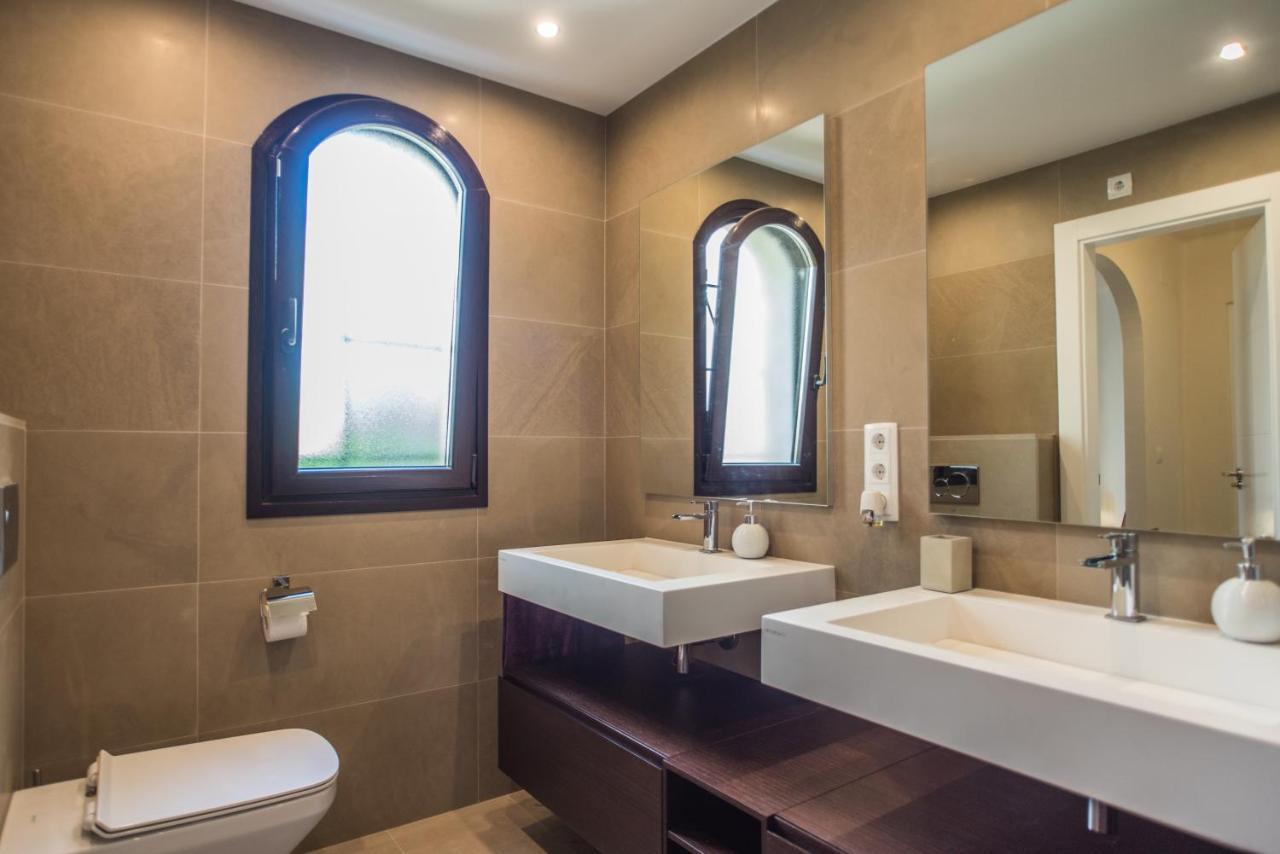 Luxurioese Und Grossraeumige Villa Mit Community Pool, Sicht Auf Das Mittelmeer Sowie Dem Mar Menor, La Manga Club Атамария Экстерьер фото